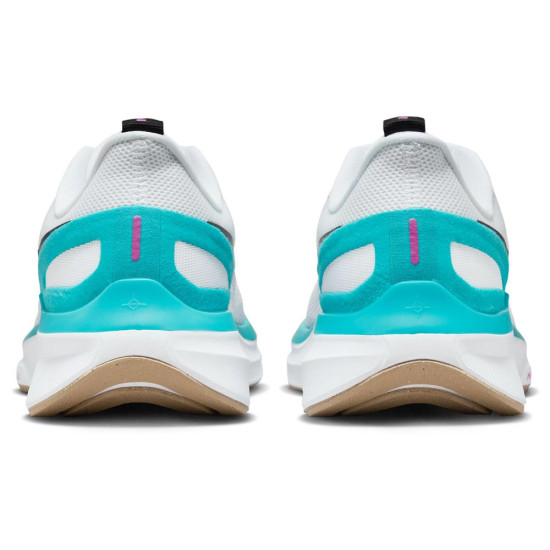 Nike Structure 25
